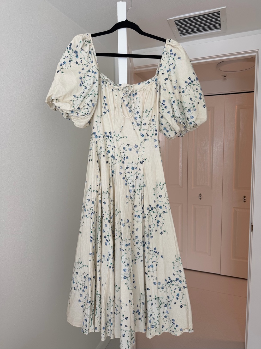Selkie Day Dress Cream Floral Puff-Sleeve Midi Dress